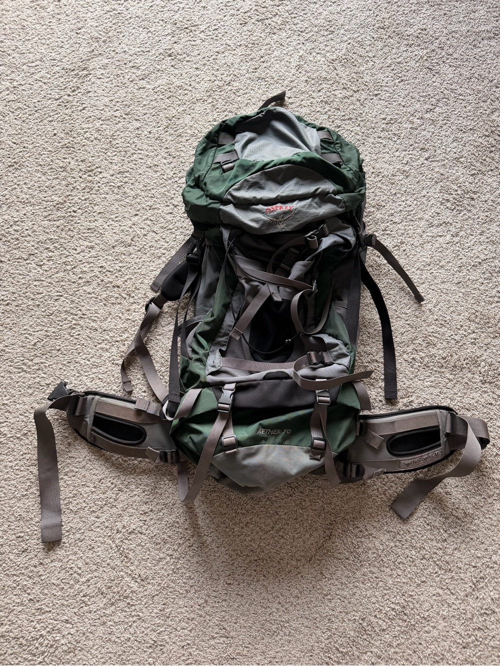 Osprey aether 70 outdoor hiking backpack with back support straps